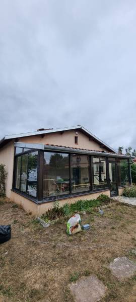 Réfection des planches de rives par des habillages en zinc naturel par les 2 charpentiers a Toulouse 