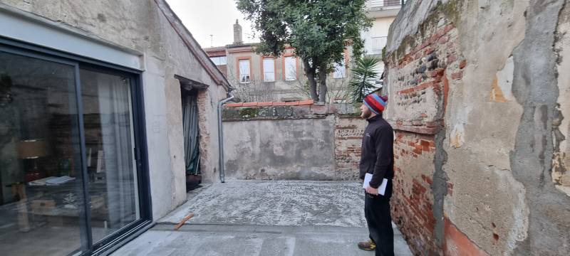 Réflexion pour une prise de cote par David. les 2 charpentiers. 