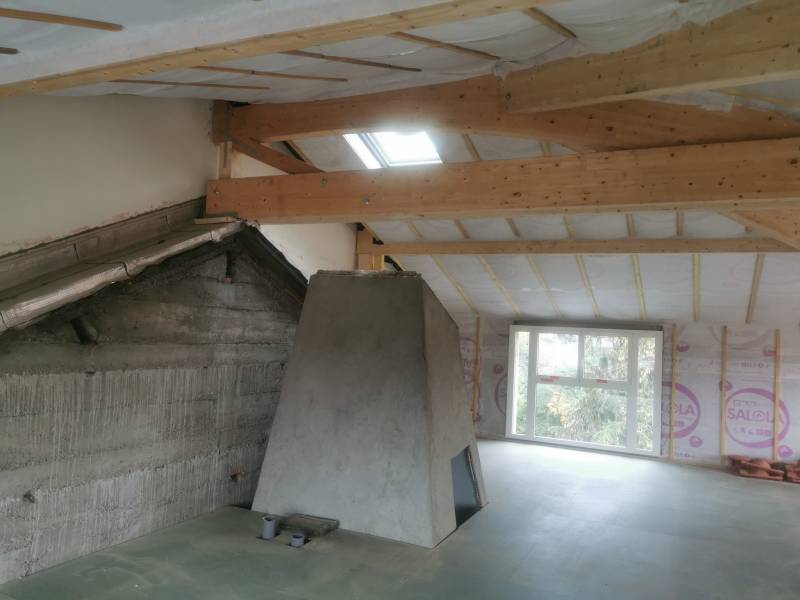 entreprisles 2 charpentiers spécialisée dans la surélévation a Toulouse  en centre ville.e spécialisée dans la surélévation a Toulouse  en centre ville.