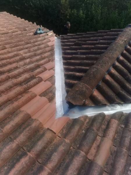 Changement de zinguerie a Toulouse par les 2charpentiers.