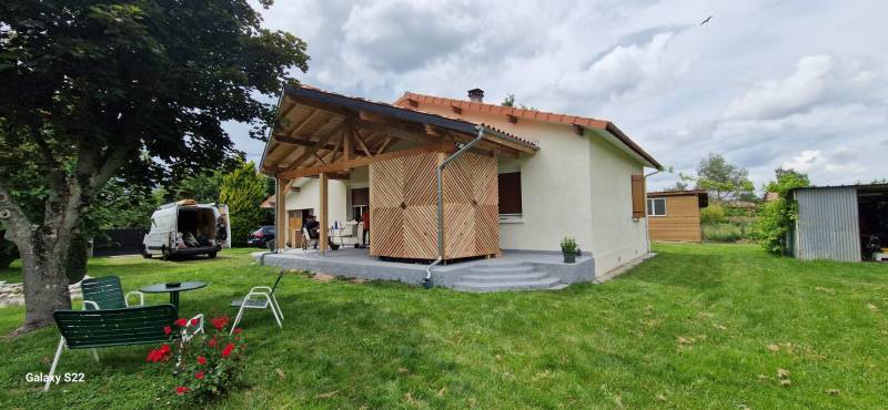 Une réalisation a Montréjeau près de Toulouse. Un brise vue en Bois. 